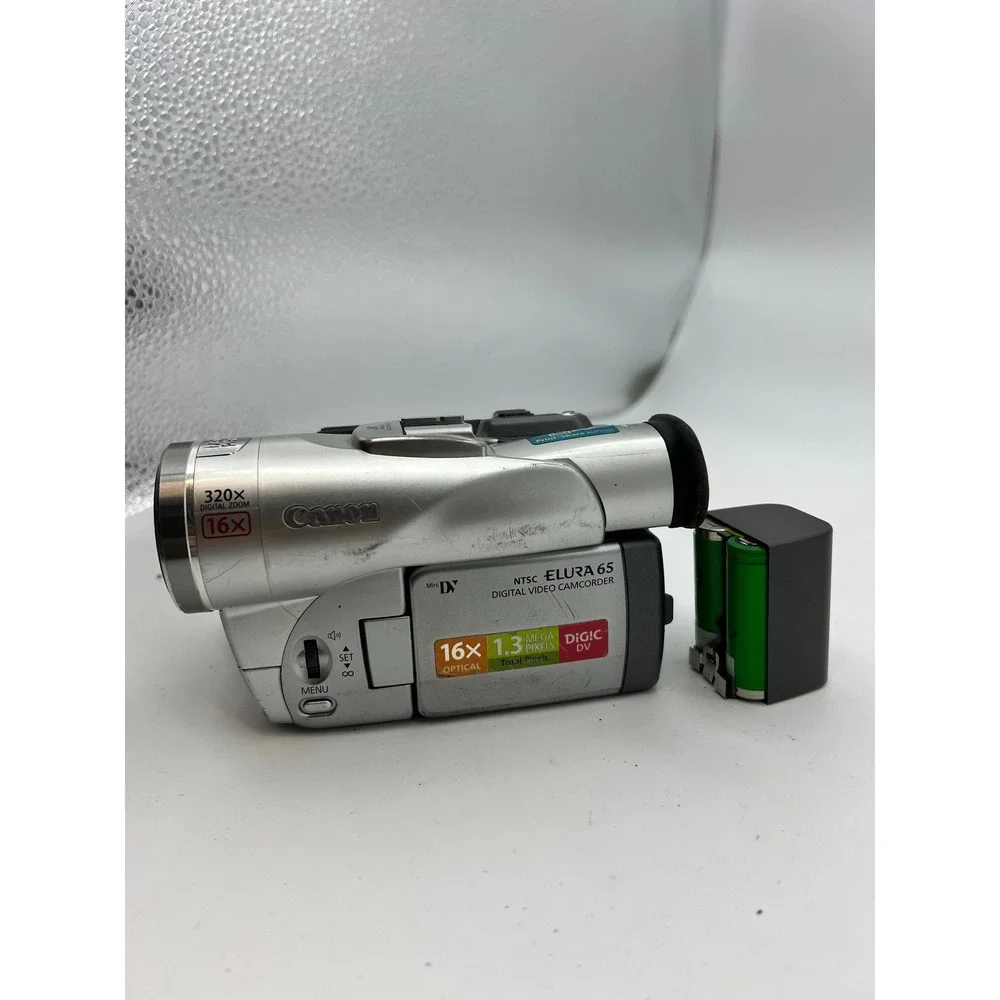 Canon Elura 65 Digital Video Camcorder FOR PARTS